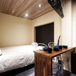 Deluxe Studio